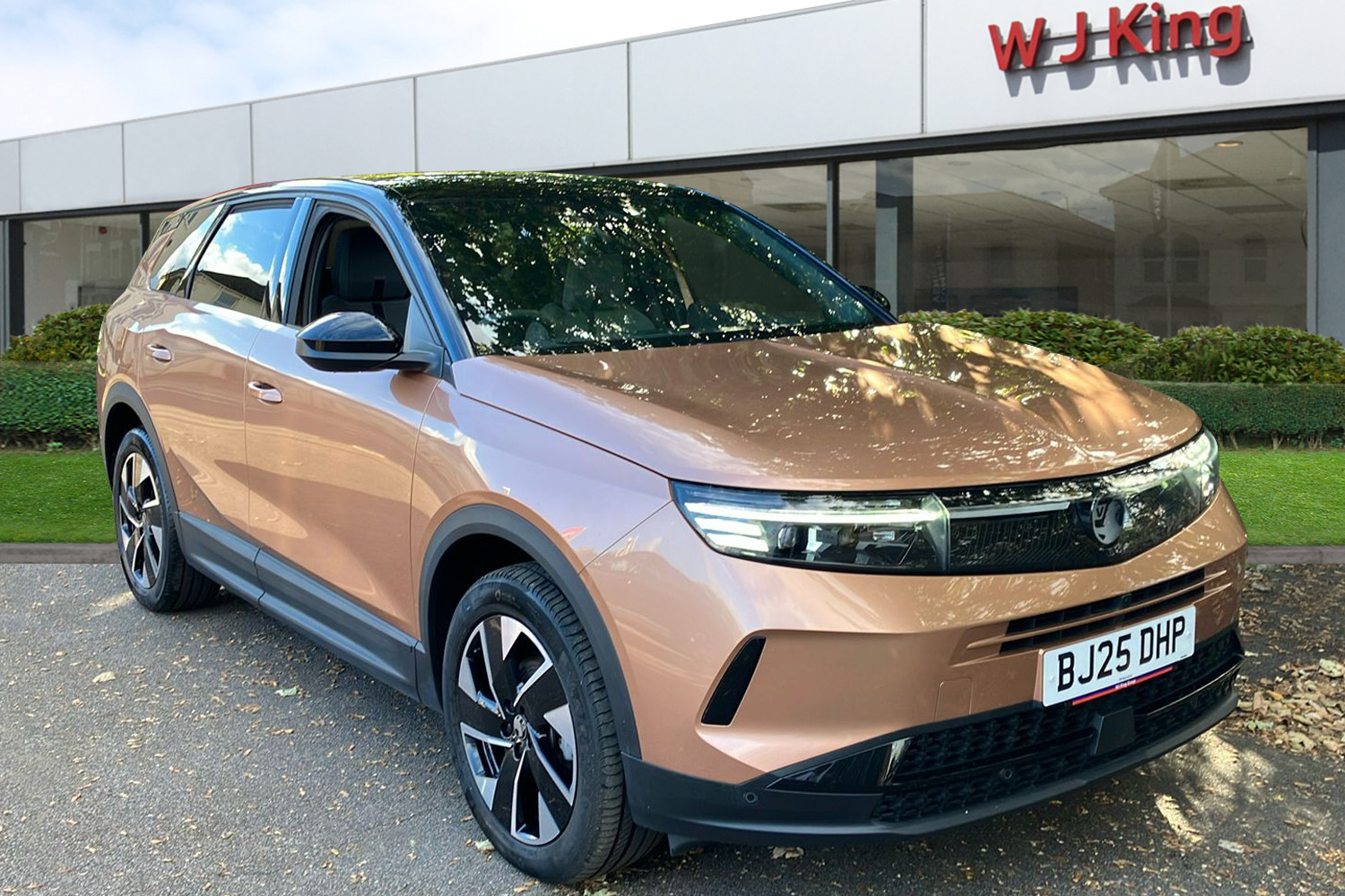 Main listing image - Vauxhall Grandland