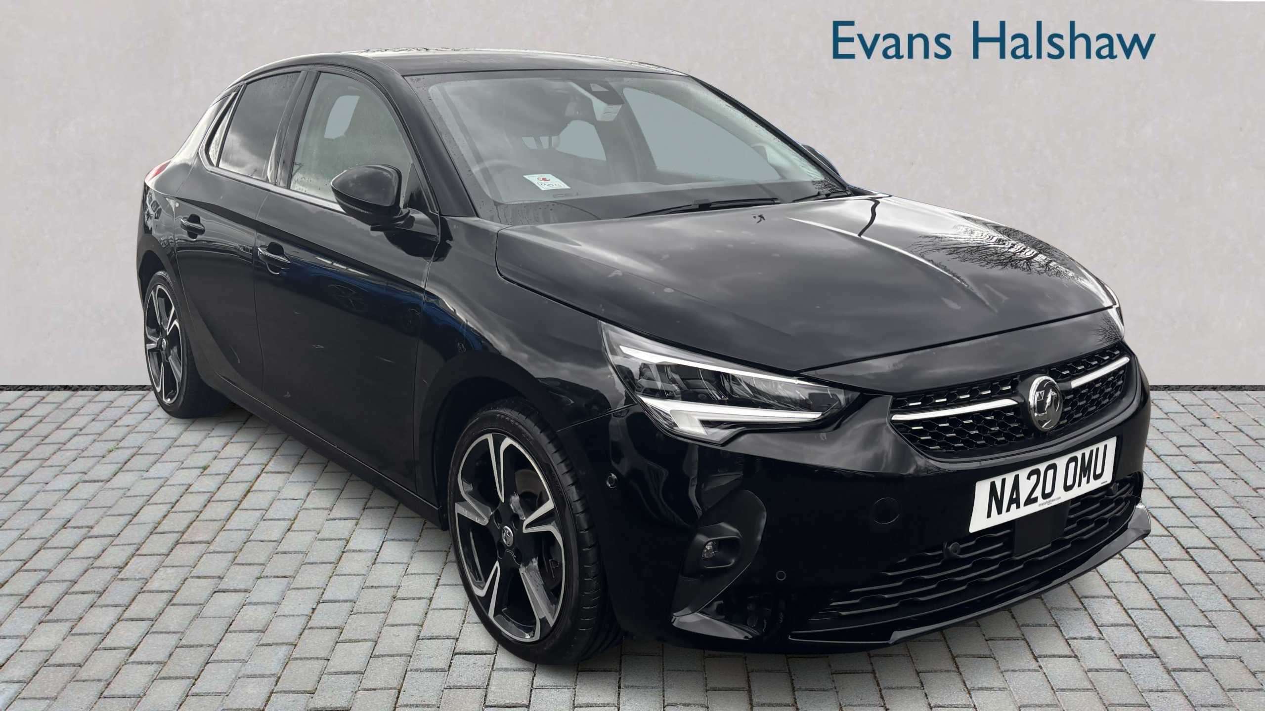 Main listing image - Vauxhall Corsa