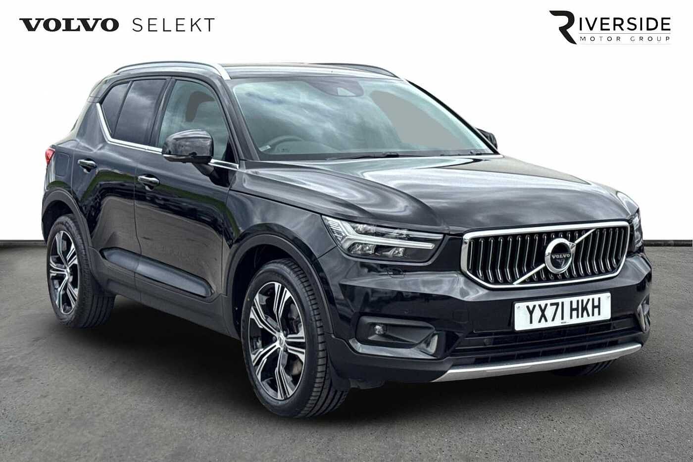 Main listing image - Volvo XC40