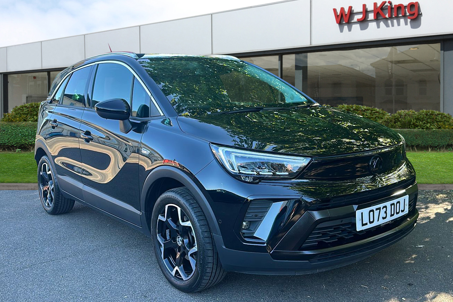 Main listing image - Vauxhall Crossland
