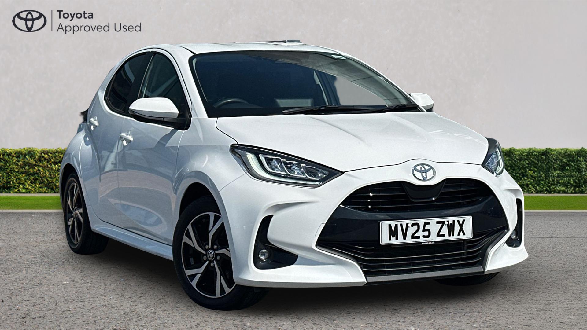 Main listing image - Toyota Yaris