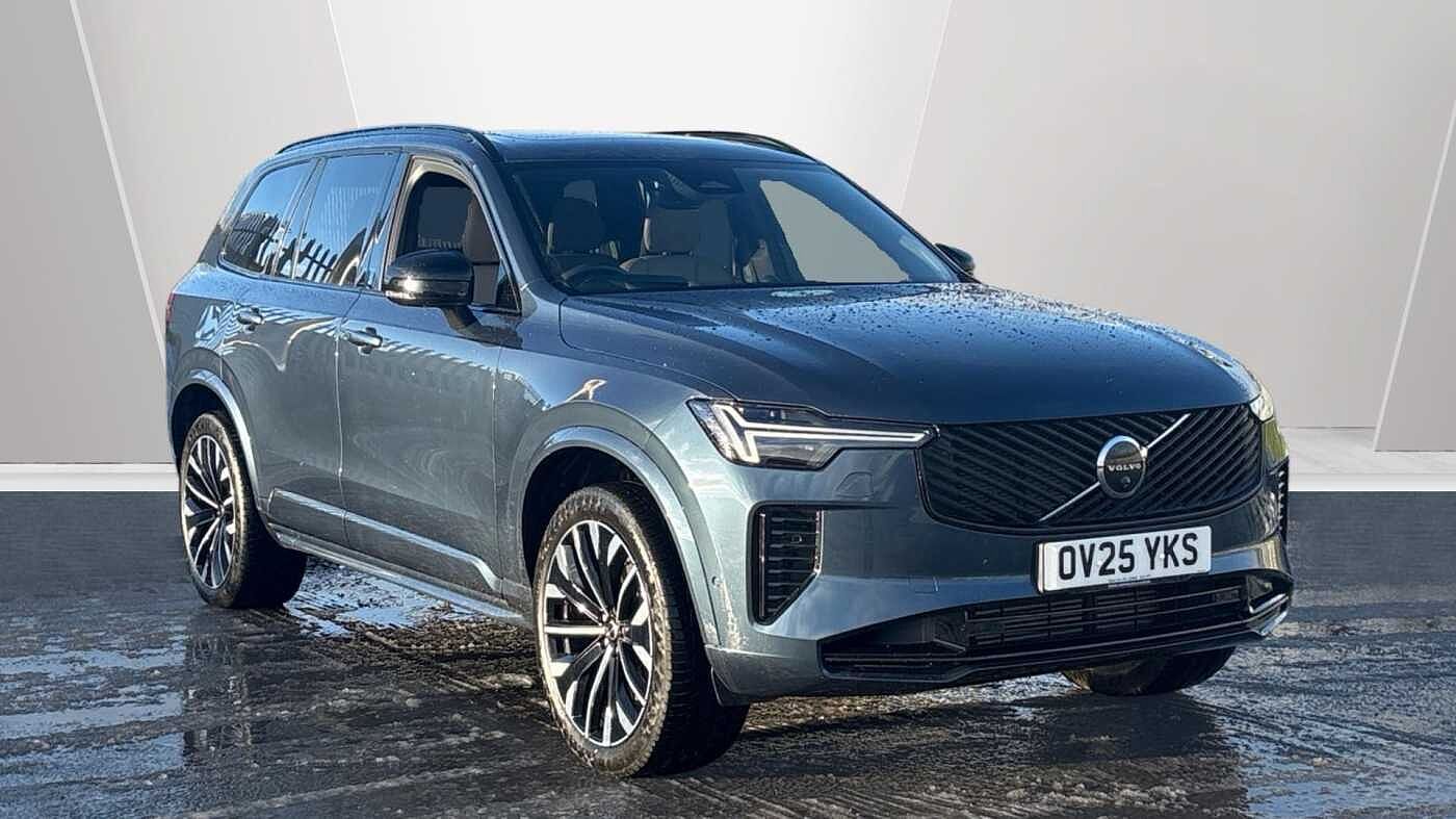 Main listing image - Volvo XC90