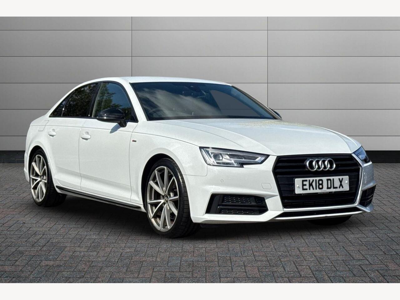 Main listing image - Audi A4