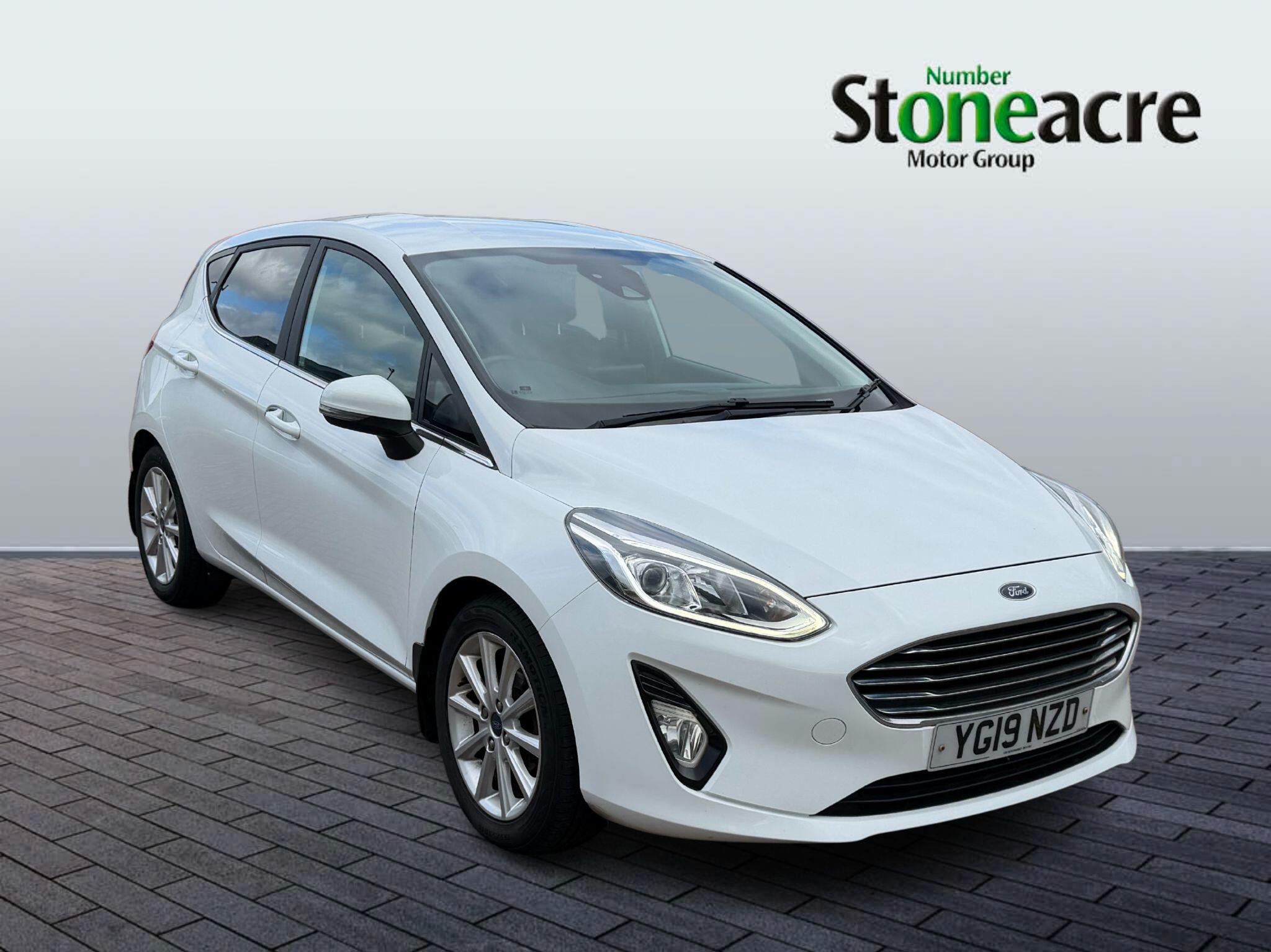 Main listing image - Ford Fiesta