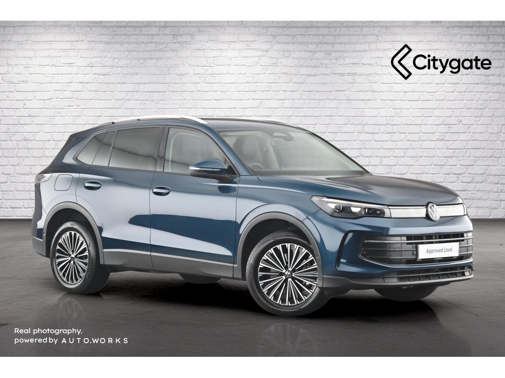 Main listing image - Volkswagen Tiguan