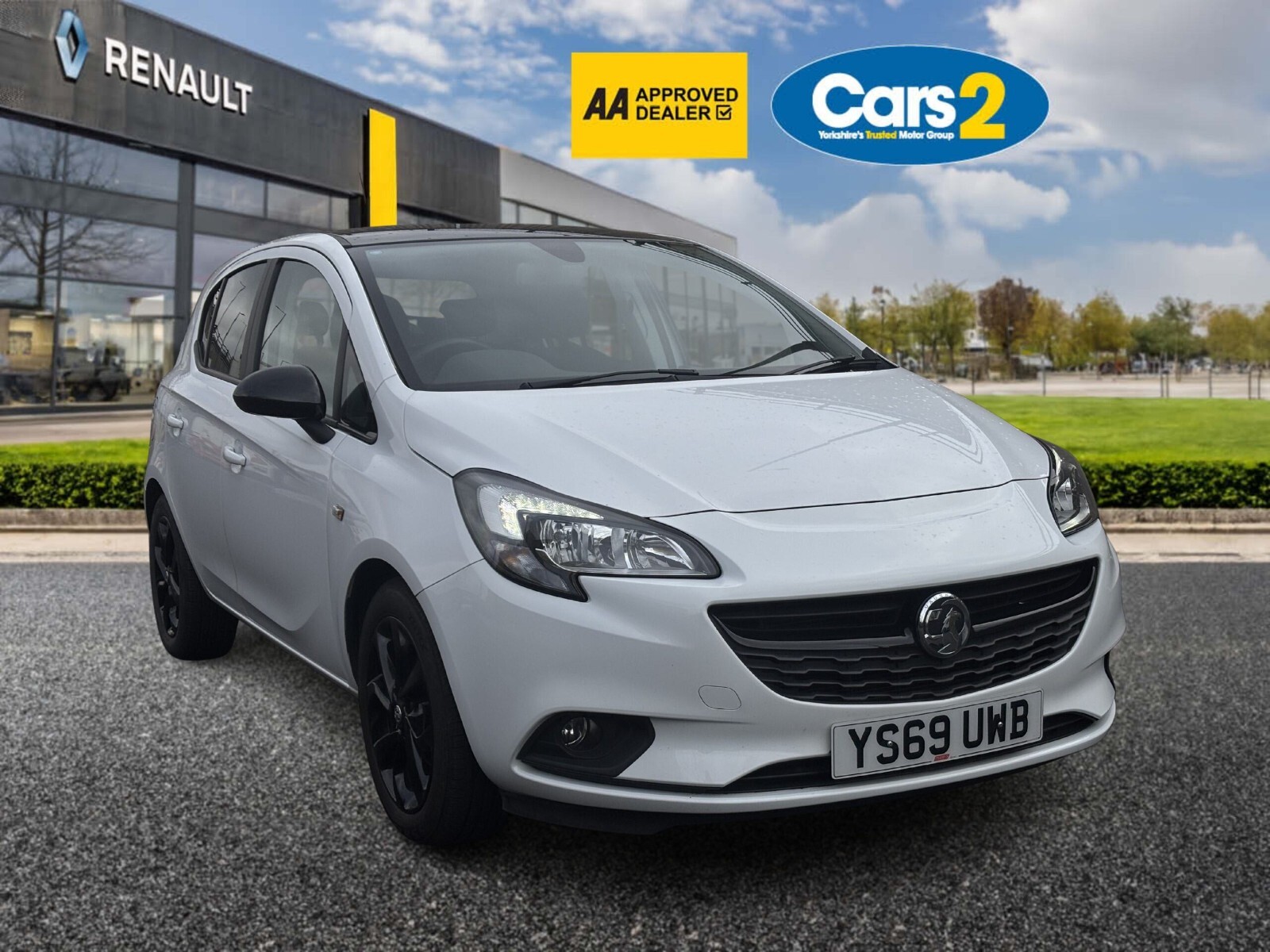 Main listing image - Vauxhall Corsa