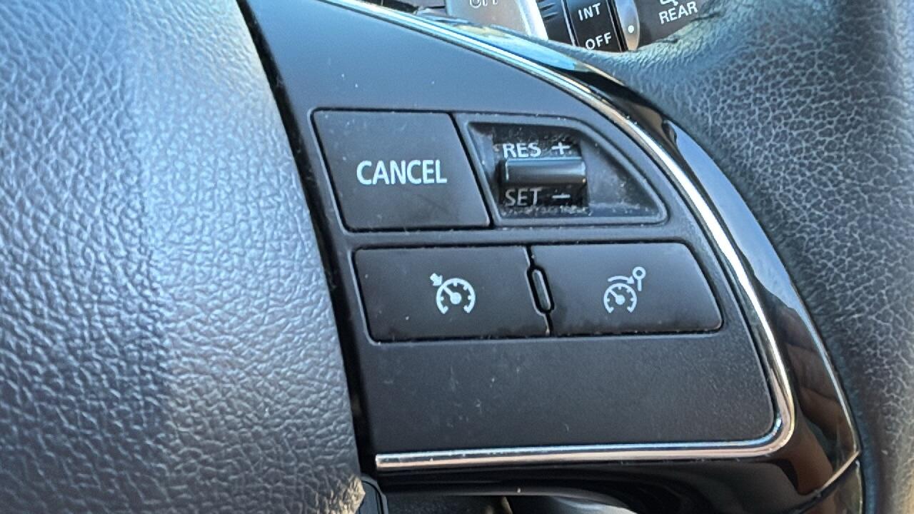 Main listing image - Mitsubishi Eclipse Cross
