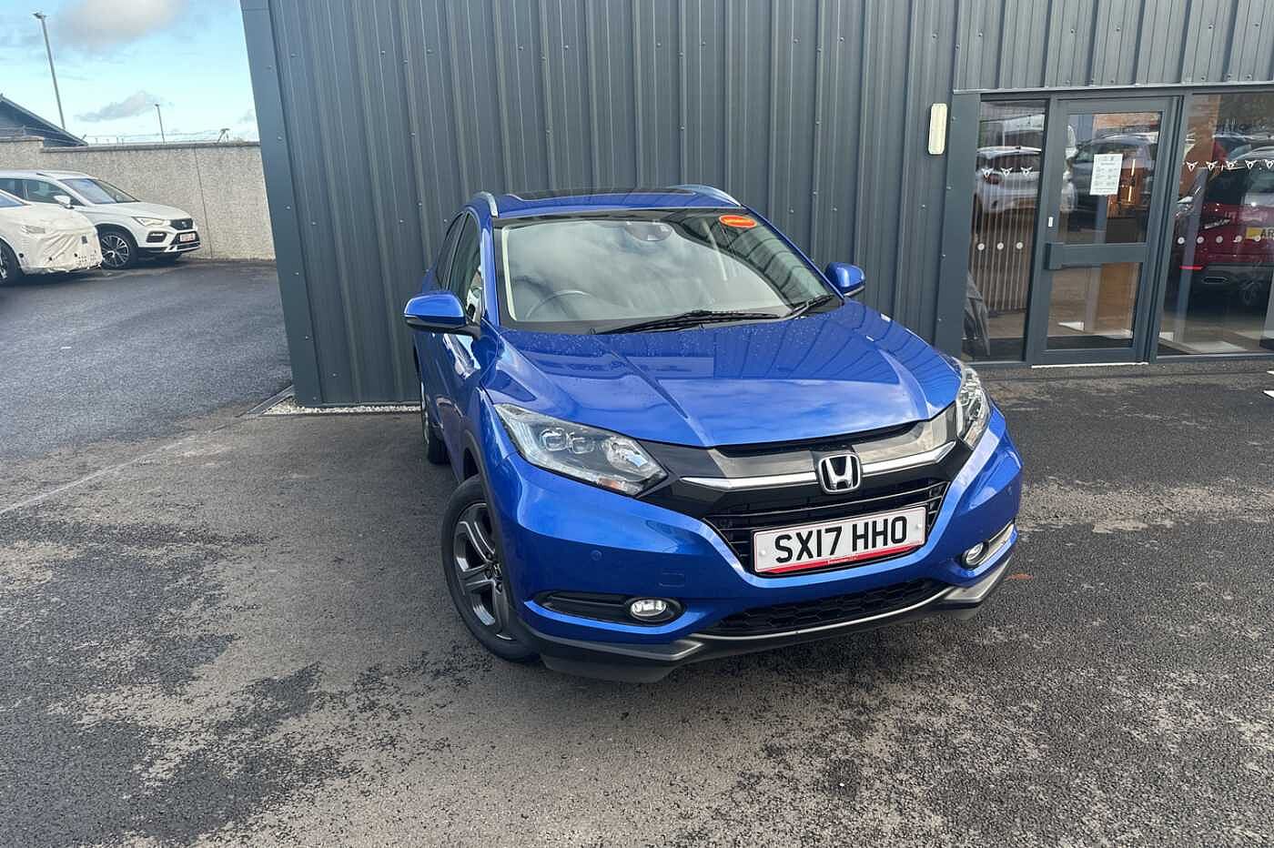 Main listing image - Honda HR-V