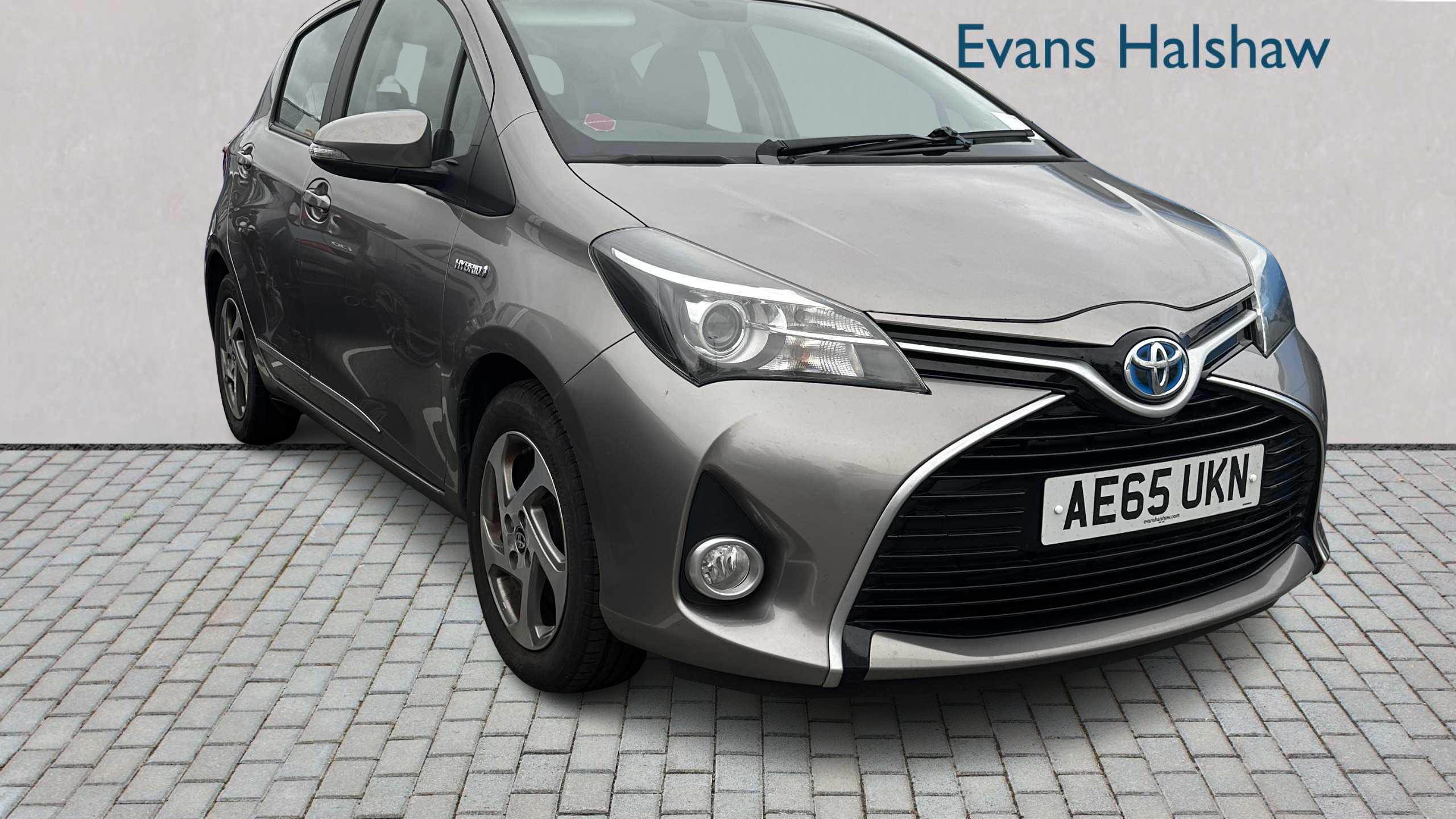 Main listing image - Toyota Yaris