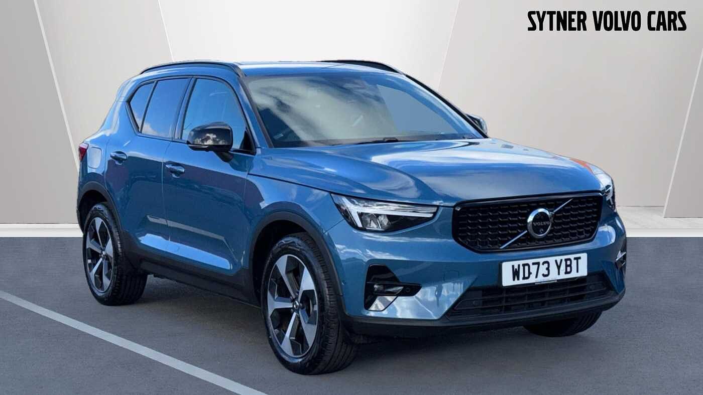 Main listing image - Volvo XC40