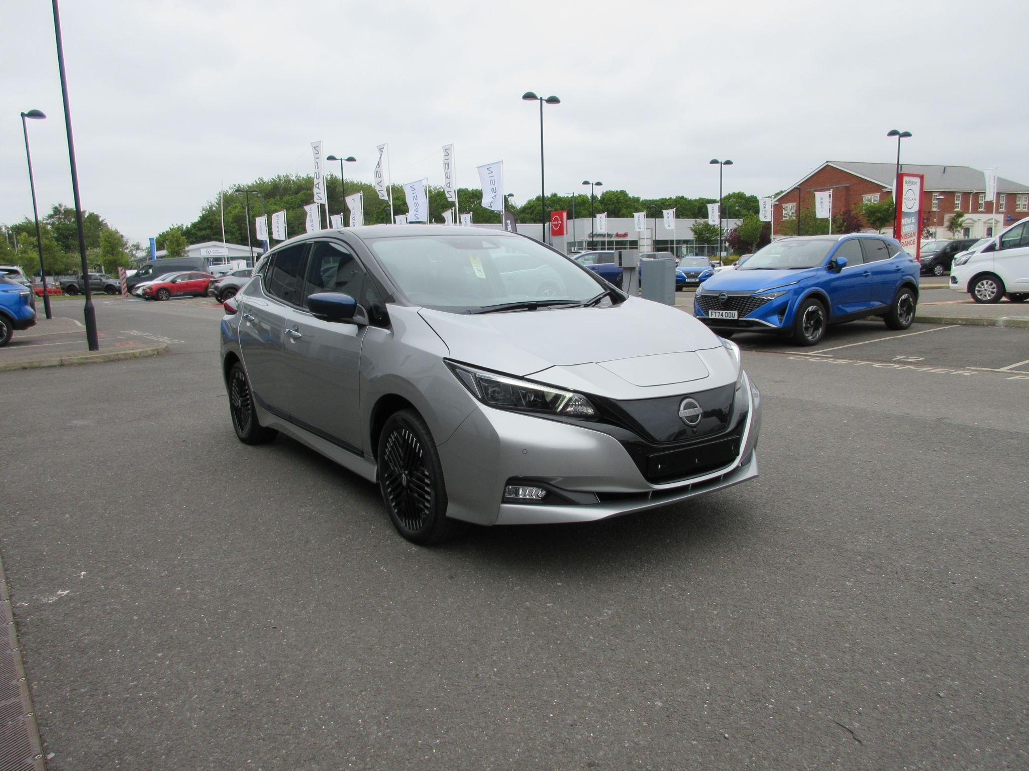 Main listing image - Nissan Leaf