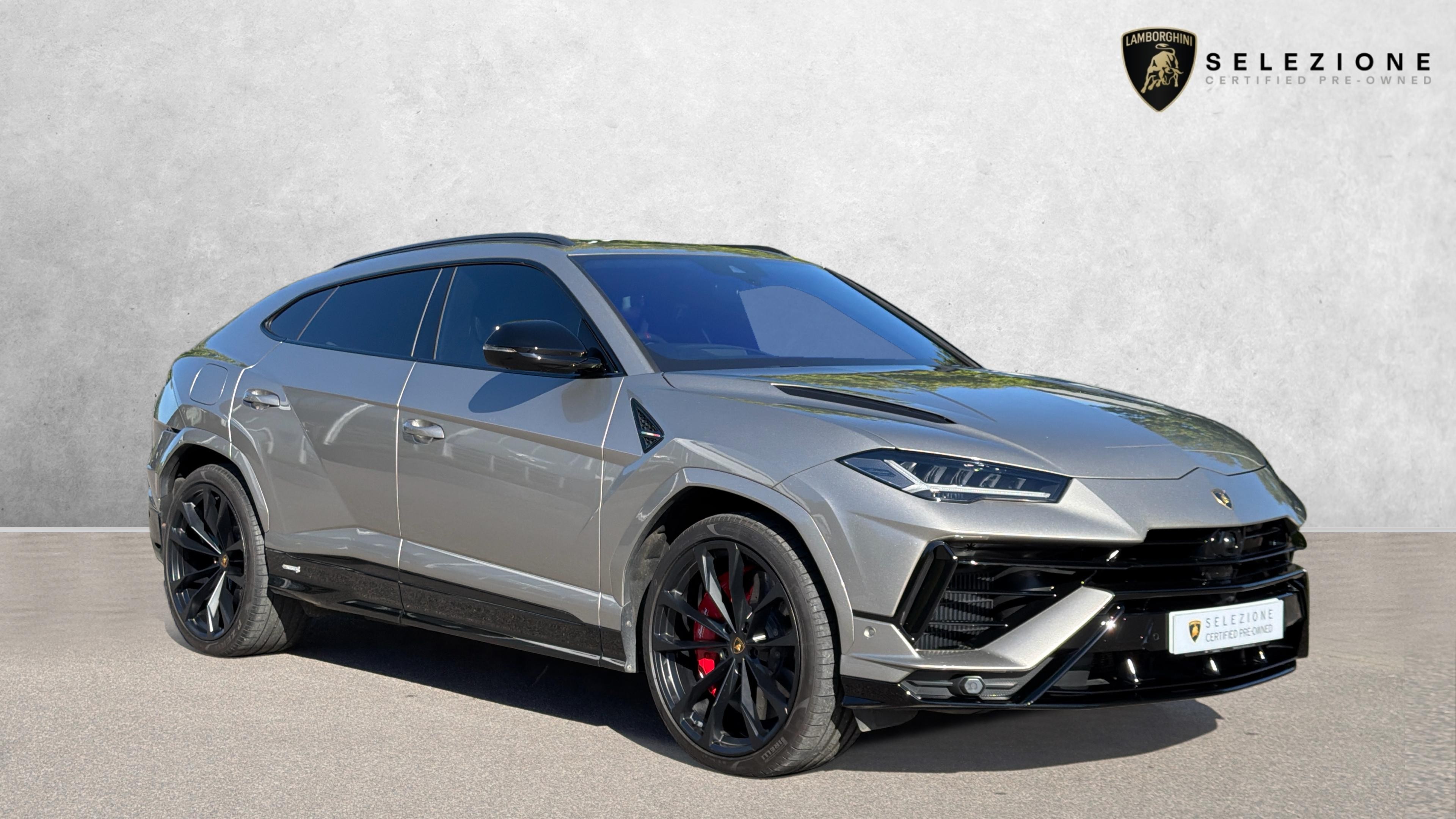 Main listing image - Lamborghini Urus