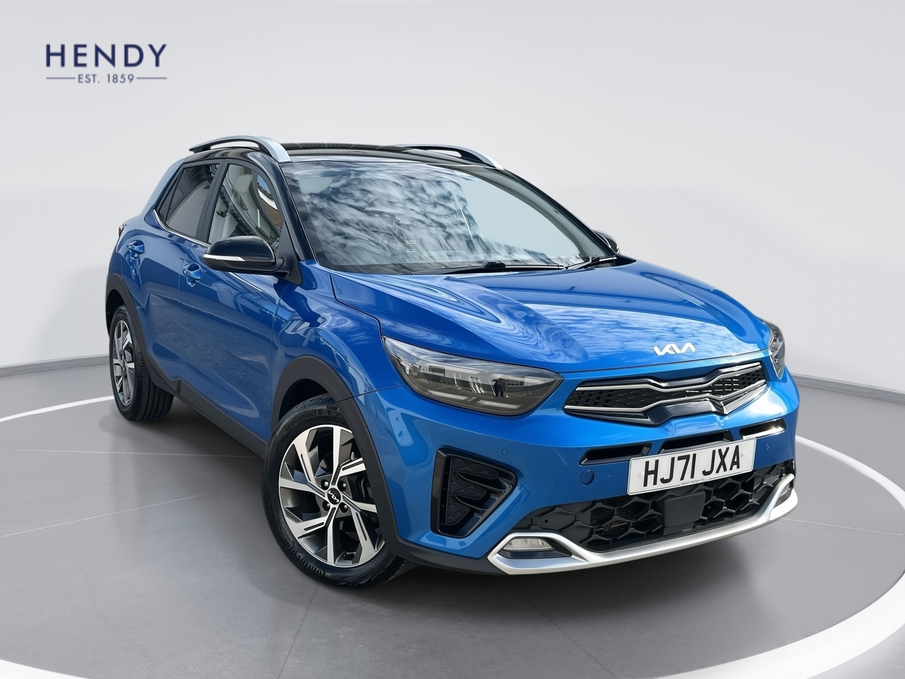 Main listing image - Kia Stonic