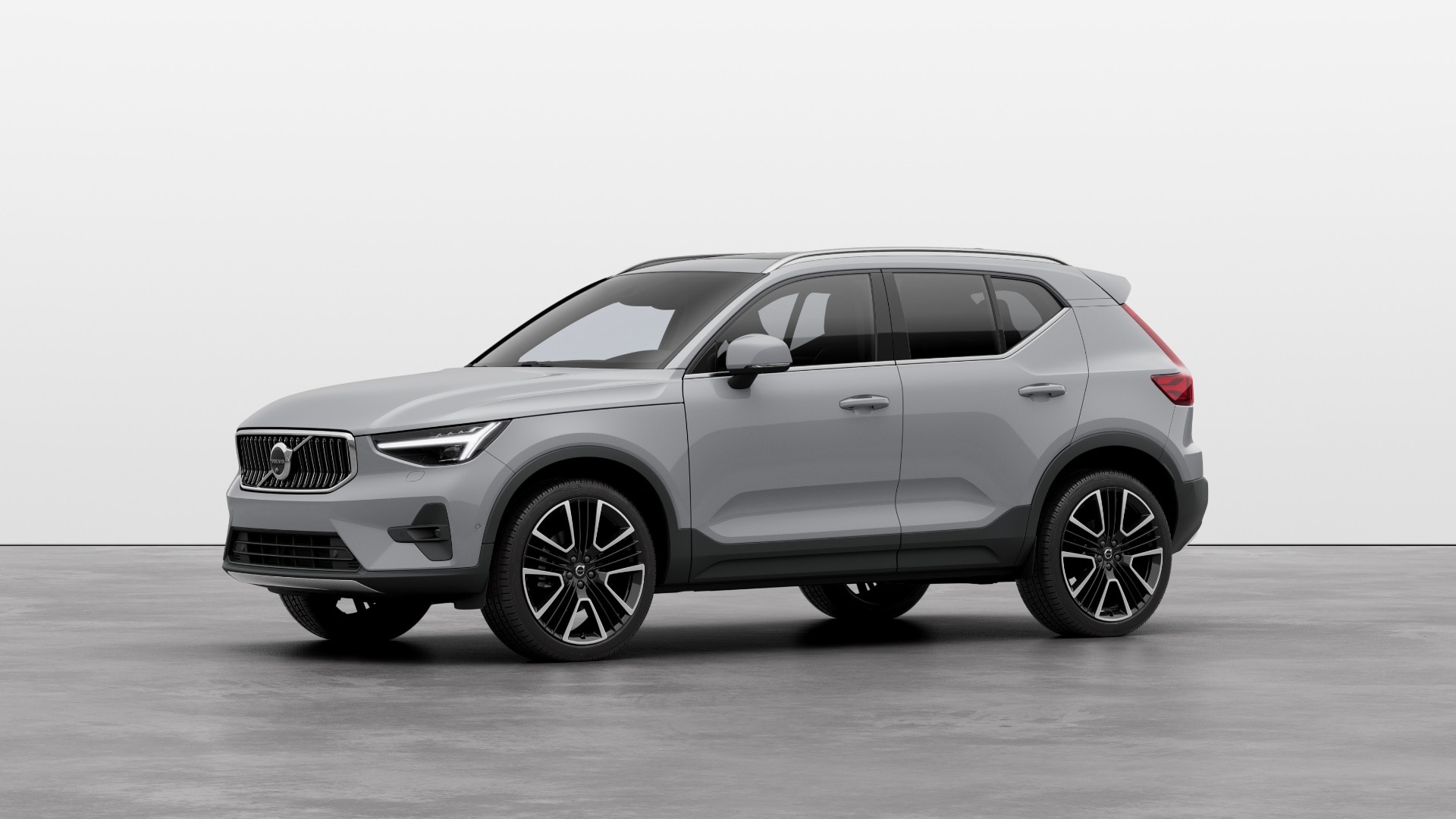 Main listing image - Volvo XC40