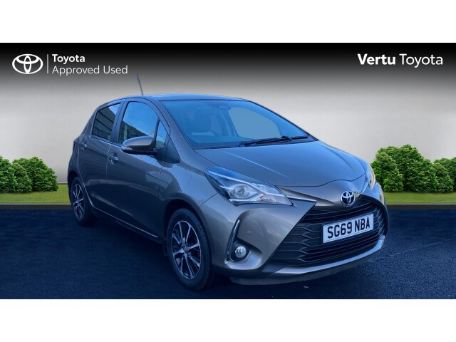 Main listing image - Toyota Yaris