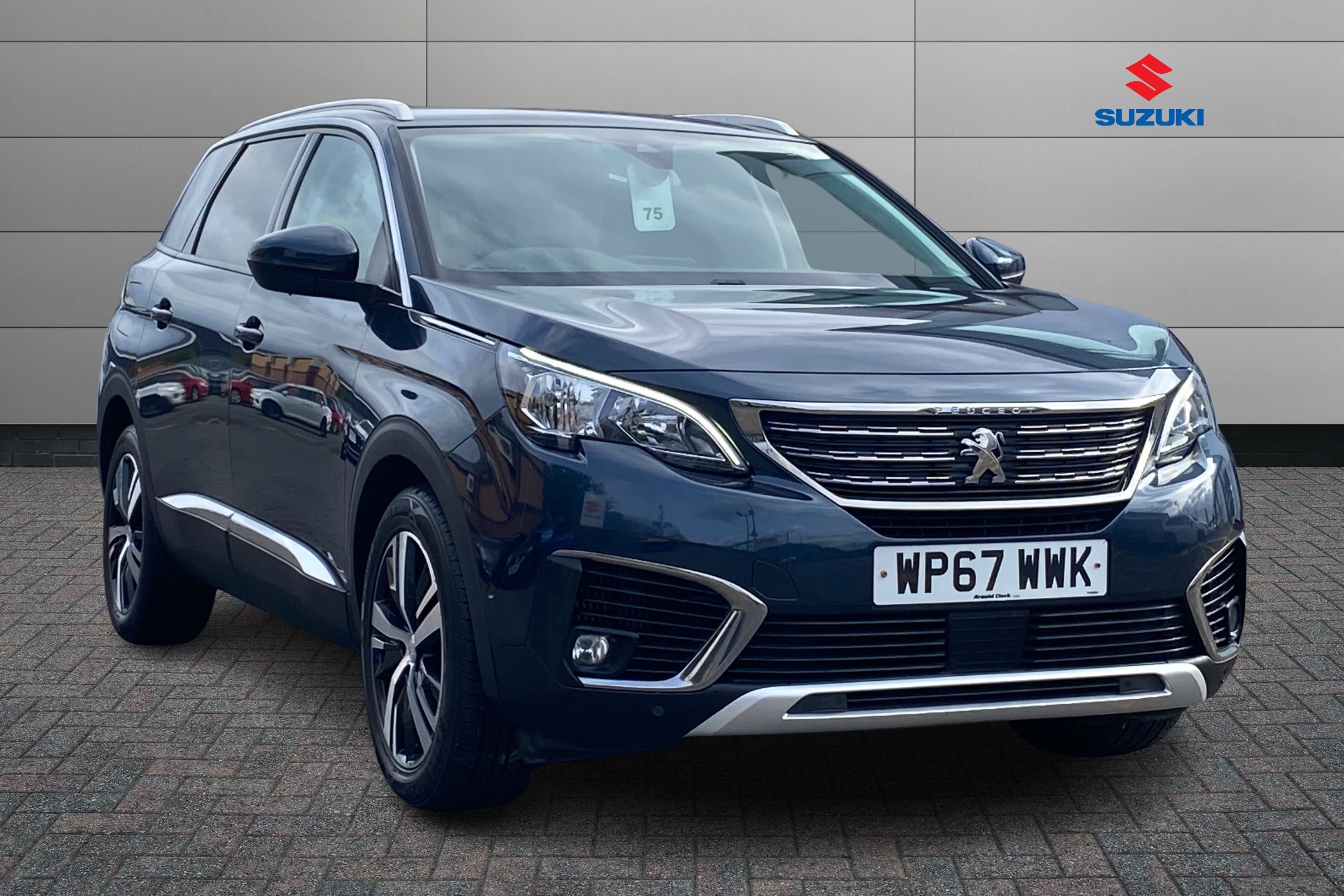 Main listing image - Peugeot 5008