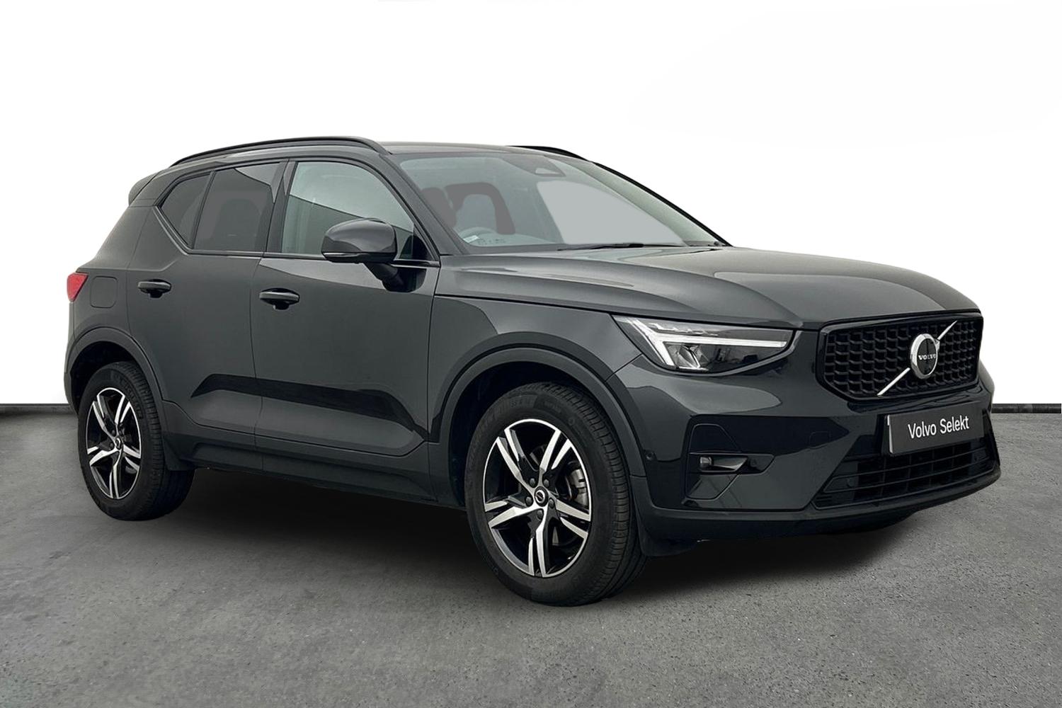 Main listing image - Volvo XC40