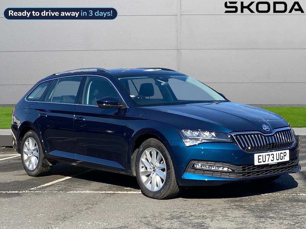 Main listing image - Skoda Superb Estate