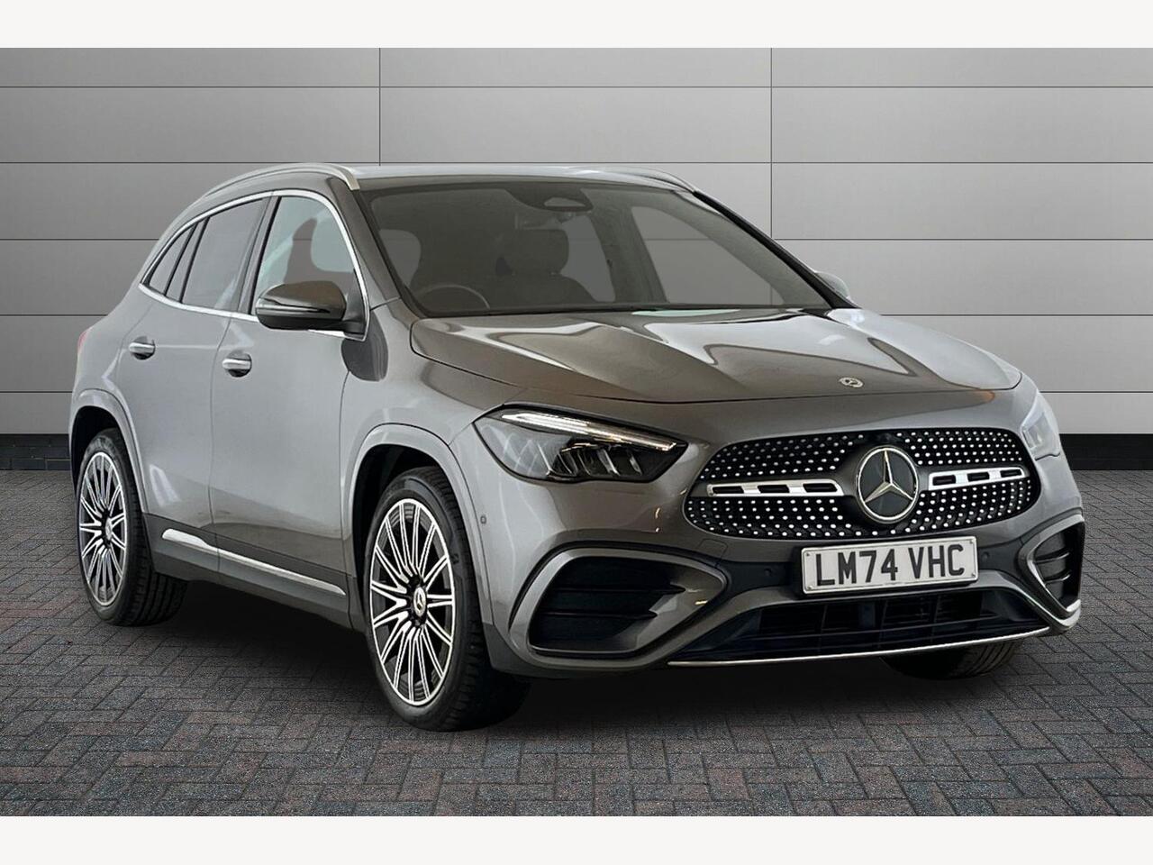 Main listing image - Mercedes-Benz GLA