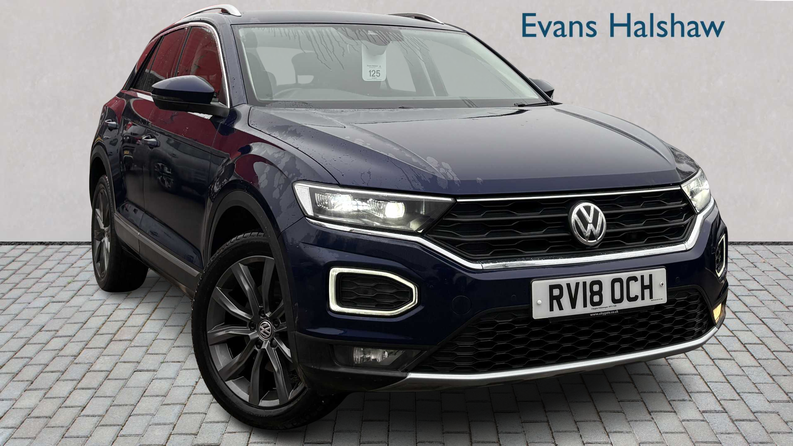 Main listing image - Volkswagen T-Roc