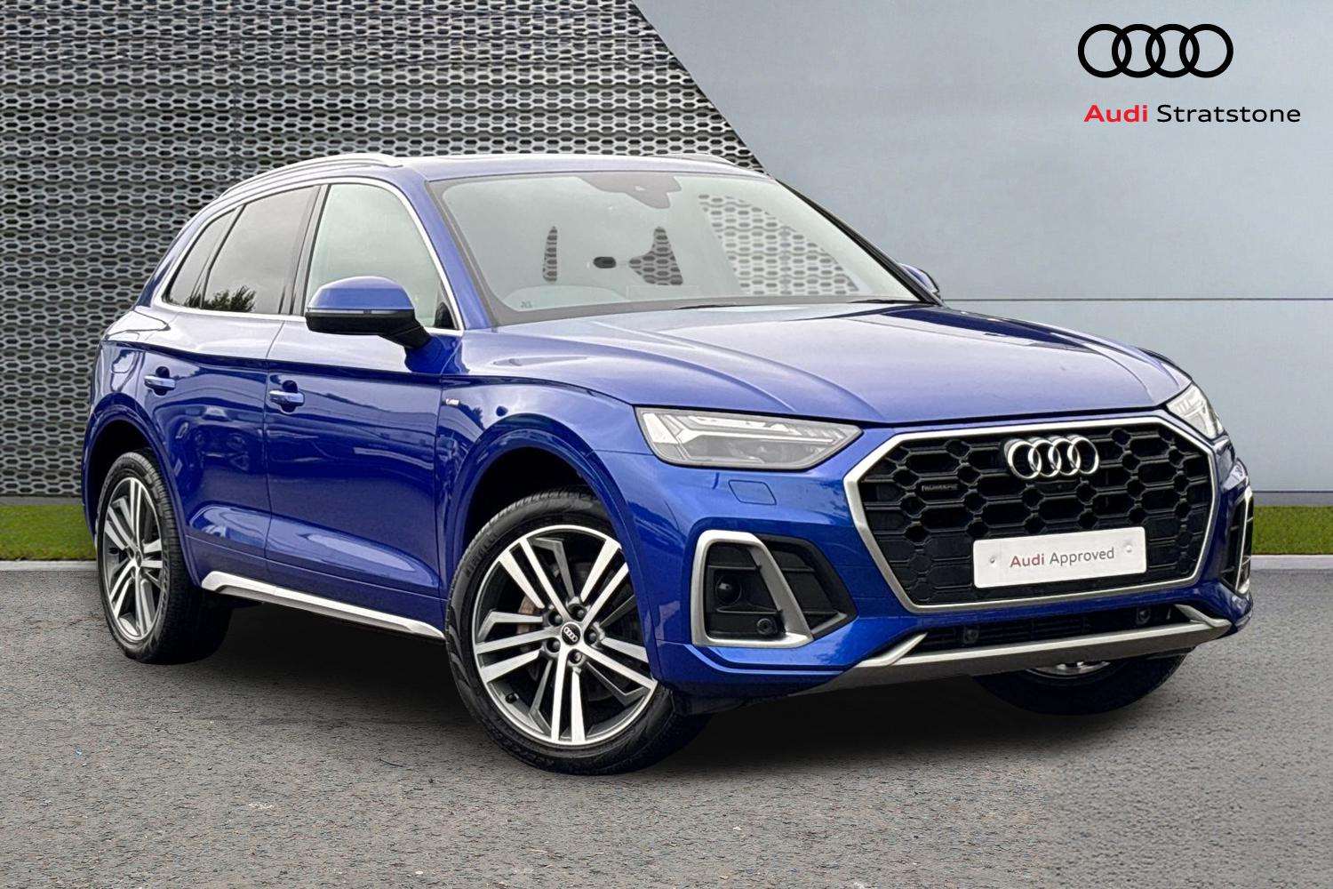 Main listing image - Audi Q5