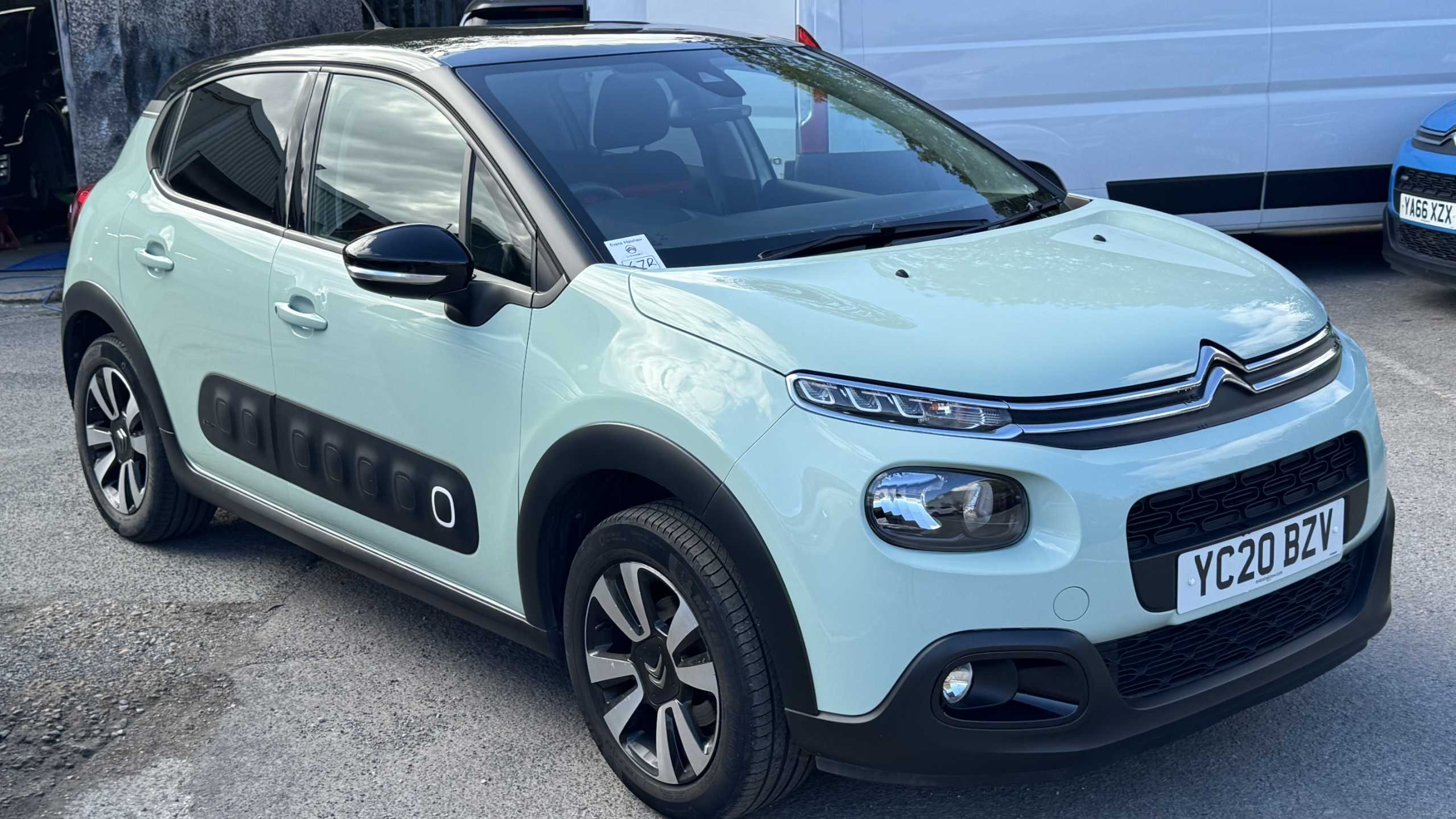 Main listing image - Citroen C3