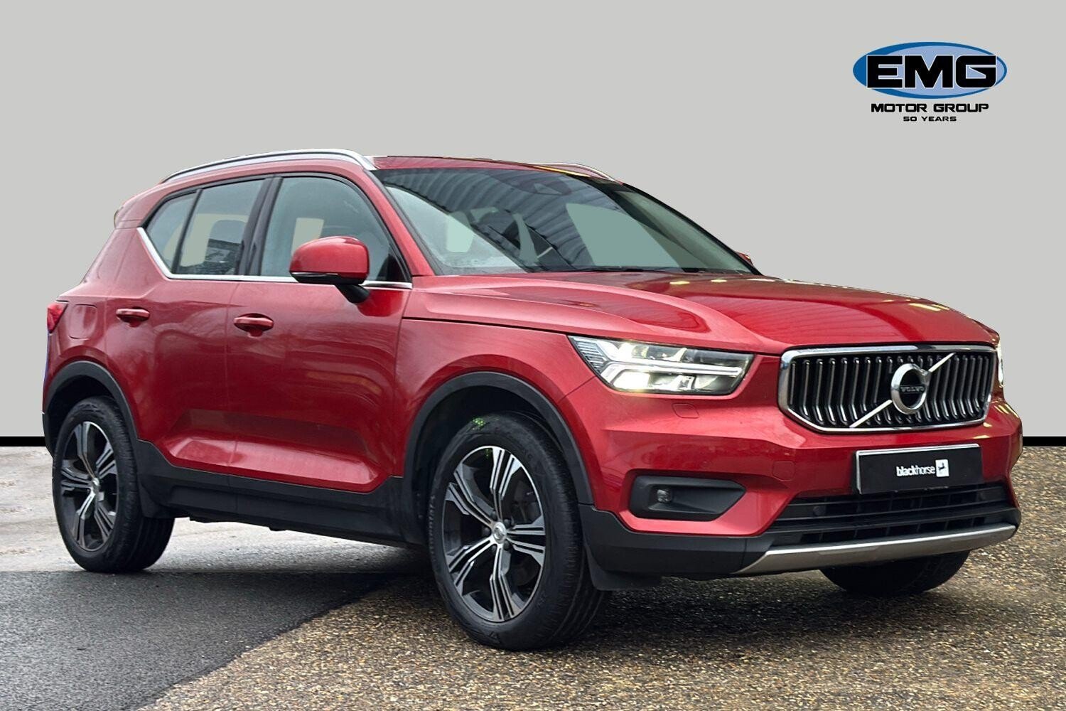 Main listing image - Volvo XC40