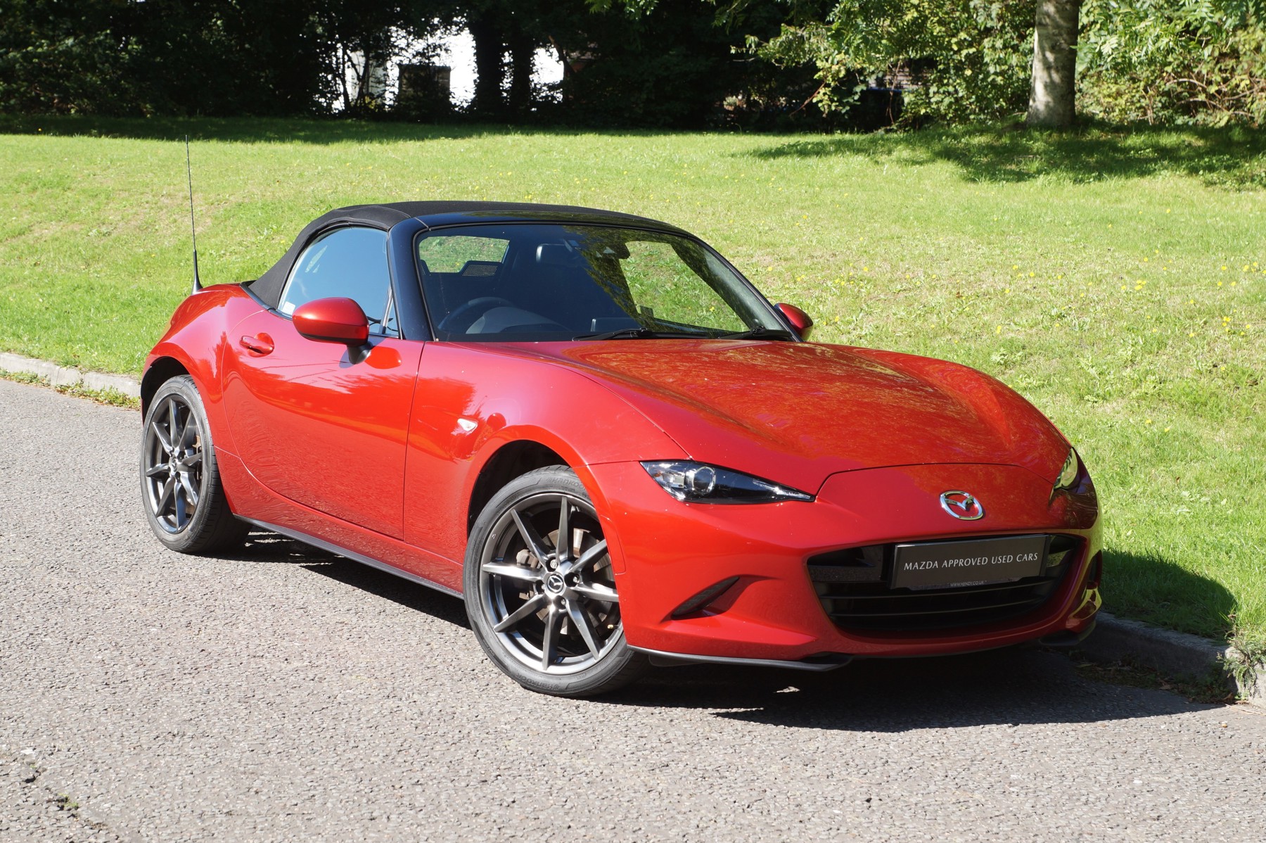 Main listing image - Mazda MX-5