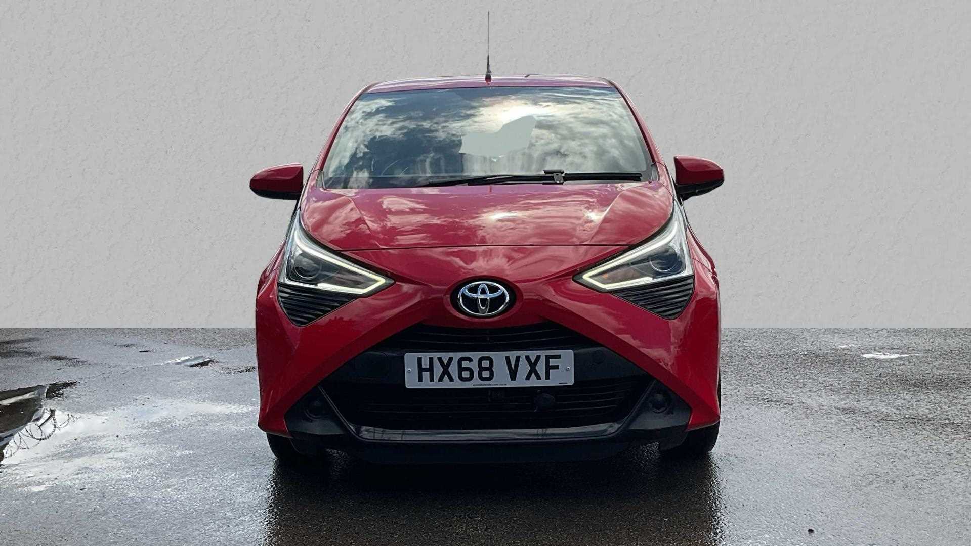 Main listing image - Toyota Aygo