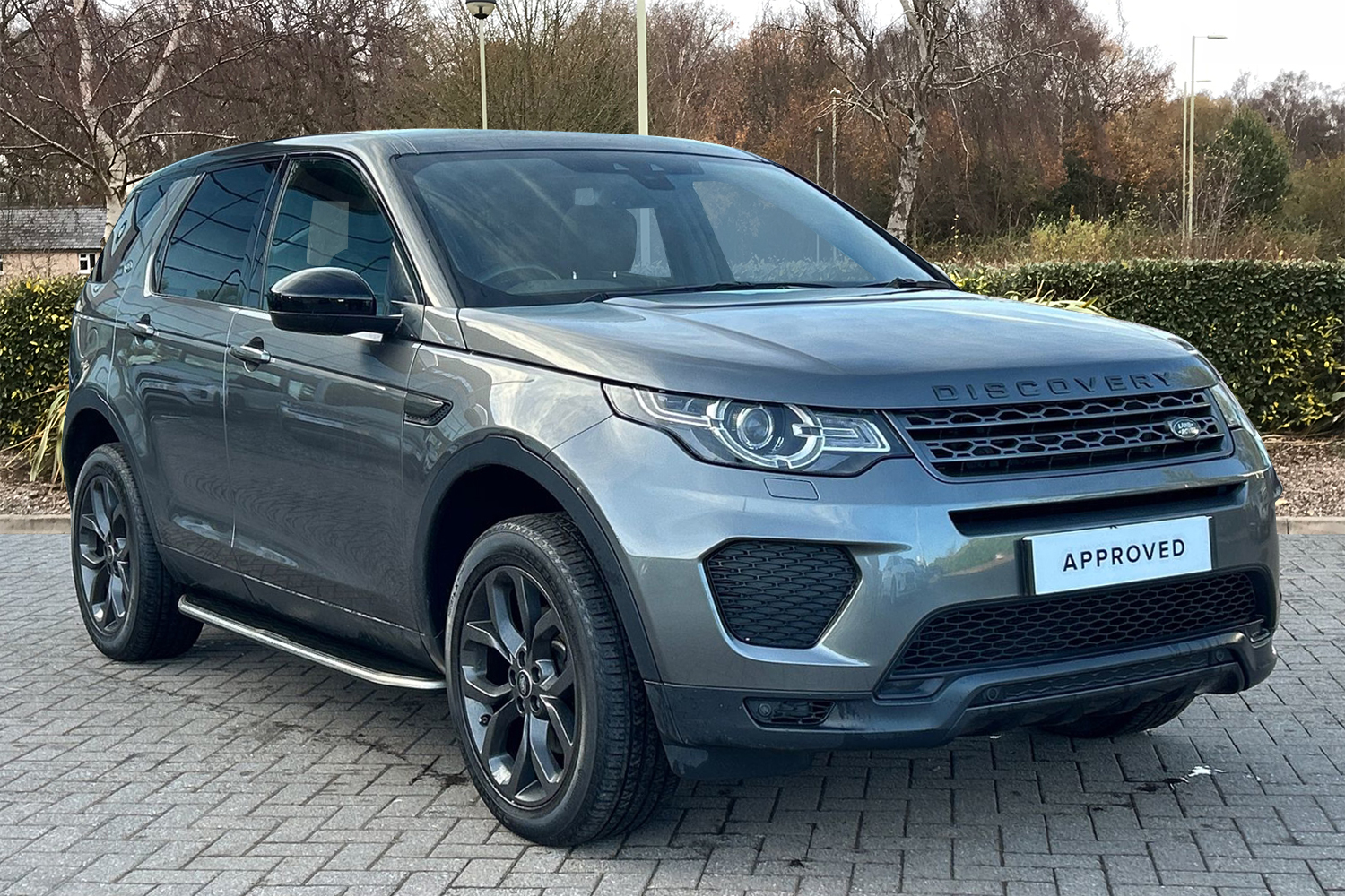 Main listing image - Land Rover Discovery Sport