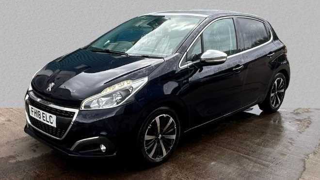 Main listing image - Peugeot 208