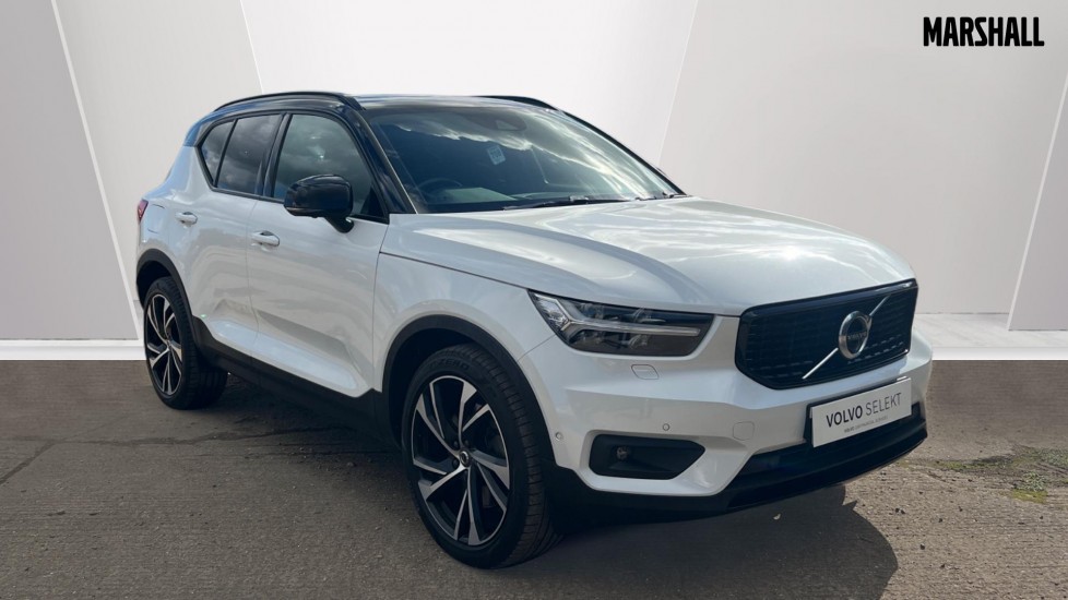 Main listing image - Volvo XC40 Recharge