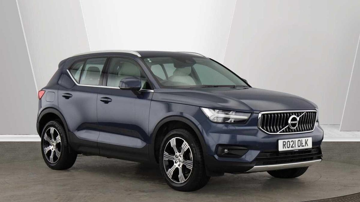 Main listing image - Volvo XC40