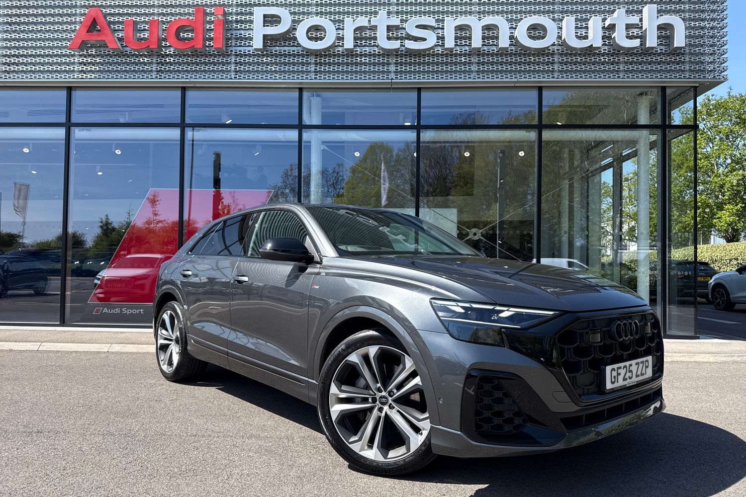 Main listing image - Audi Q8