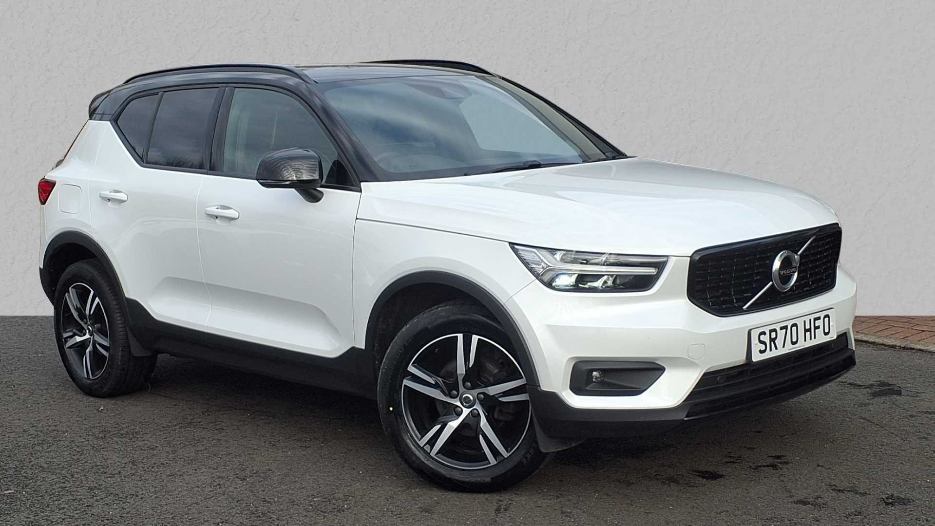 Main listing image - Volvo XC40