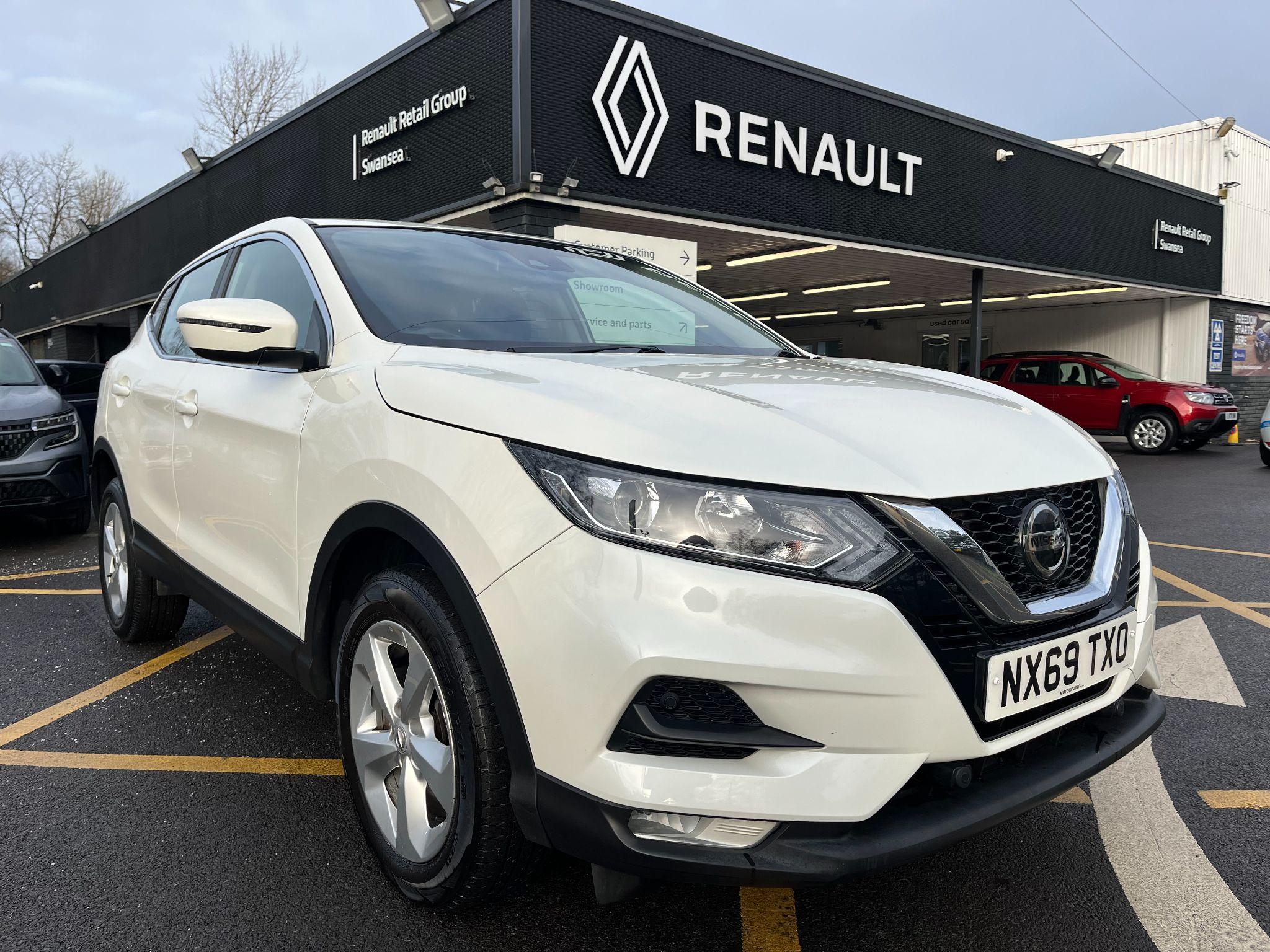 Main listing image - Nissan Qashqai