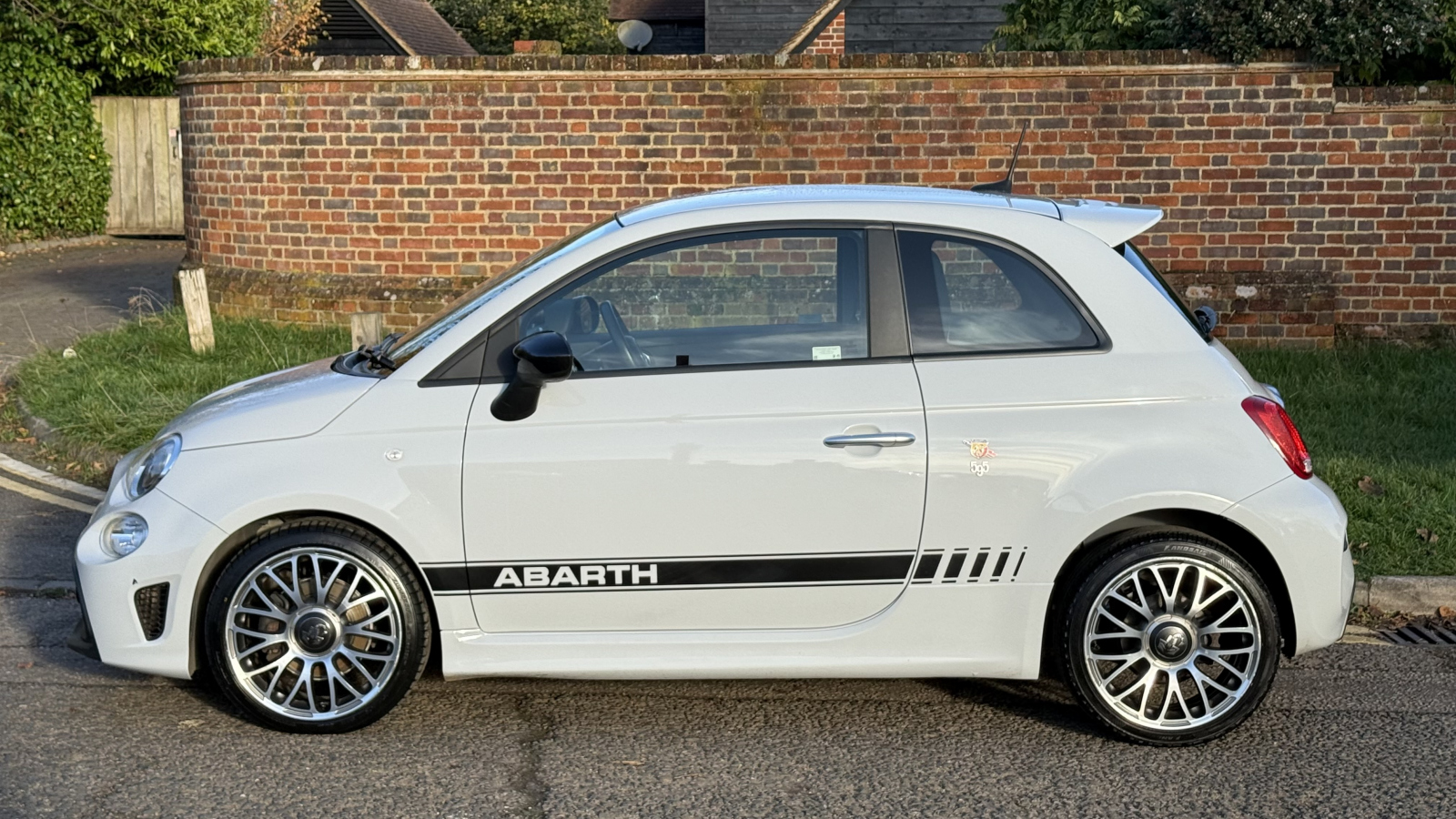 Main listing image - Abarth 595