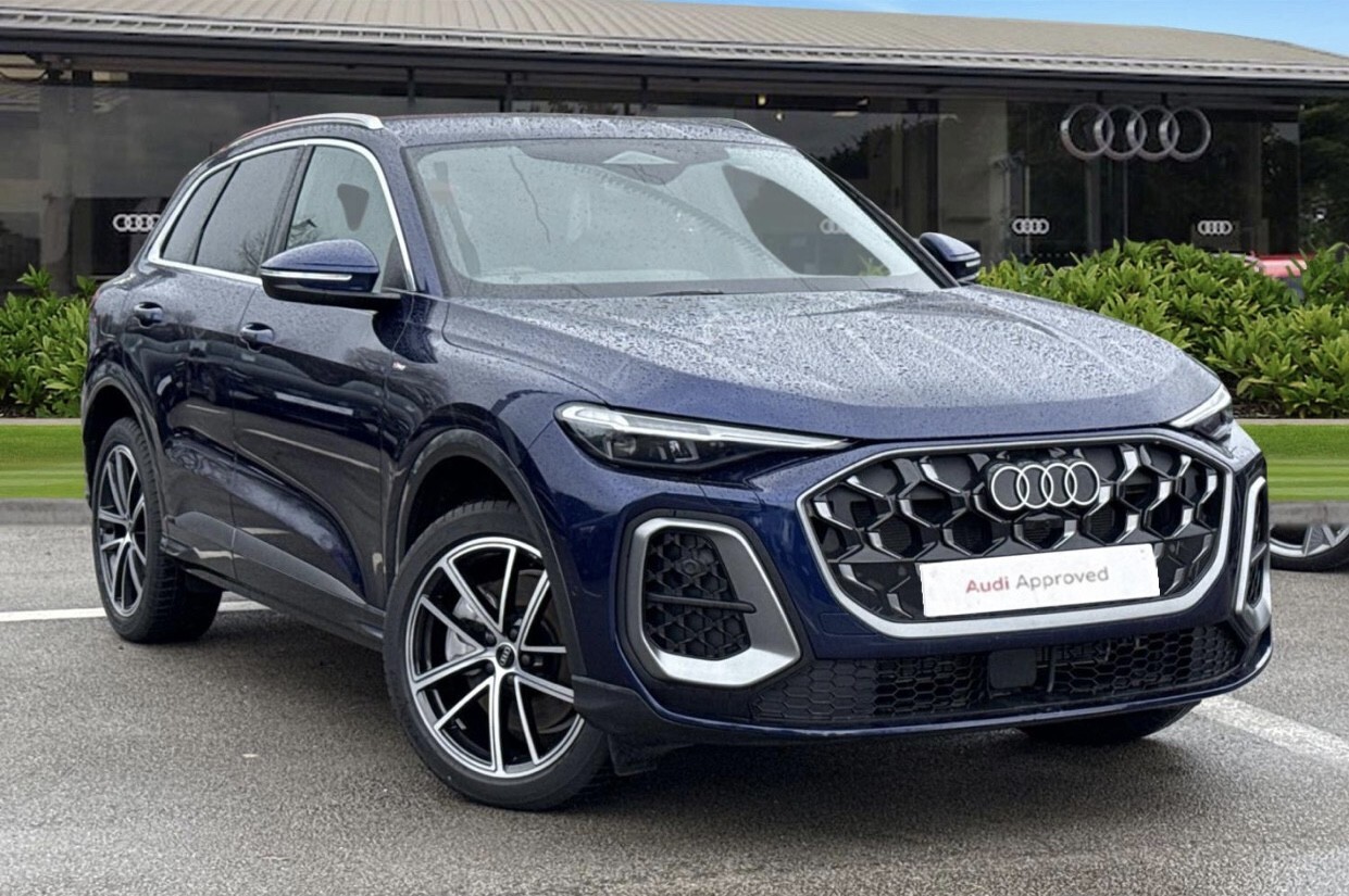 Main listing image - Audi Q5