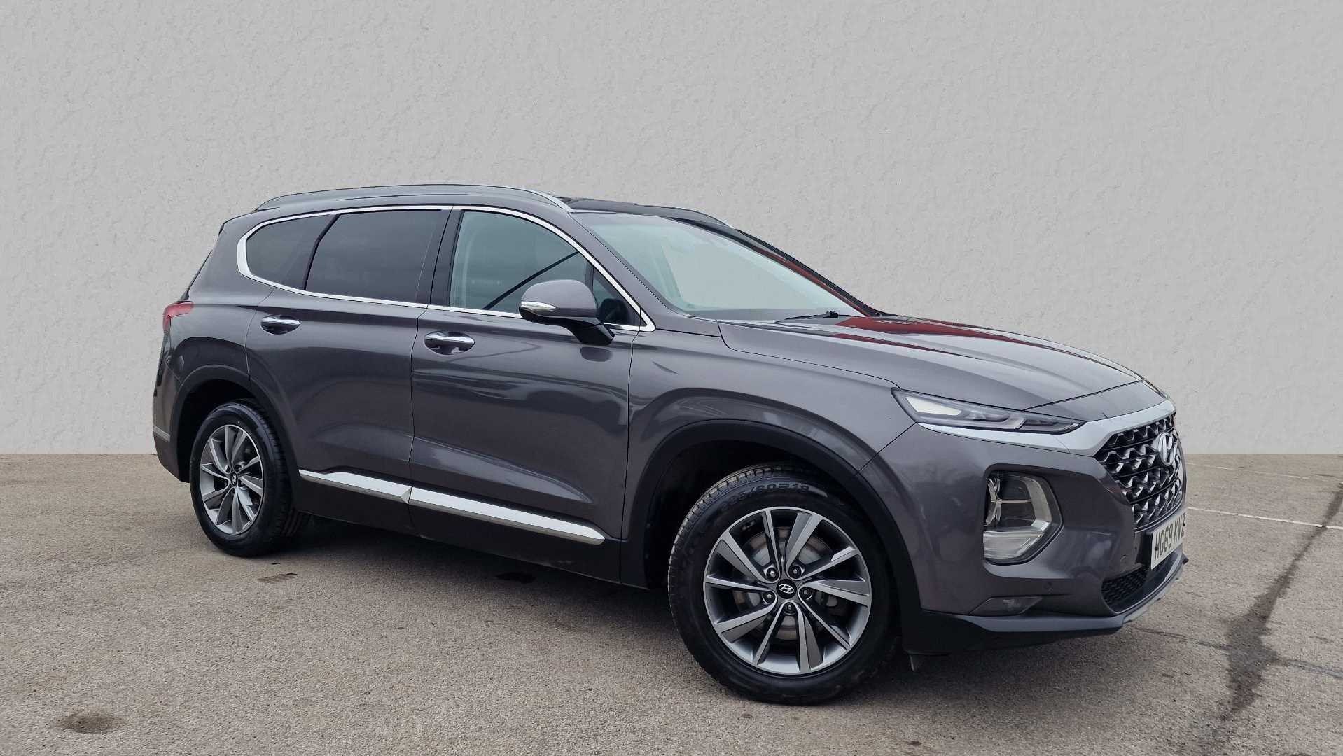 Main listing image - Hyundai Santa Fe