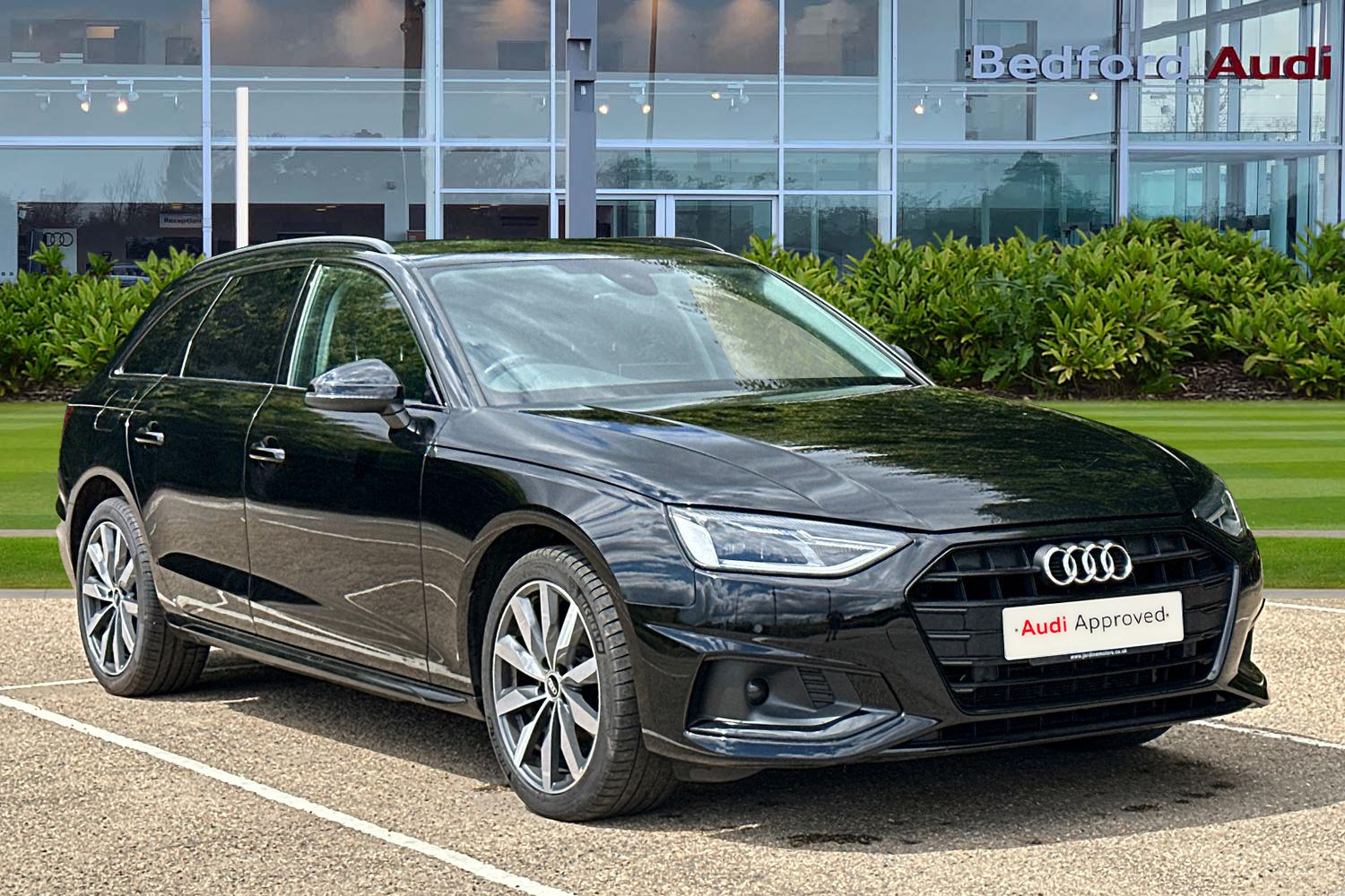 Main listing image - Audi A4 Avant