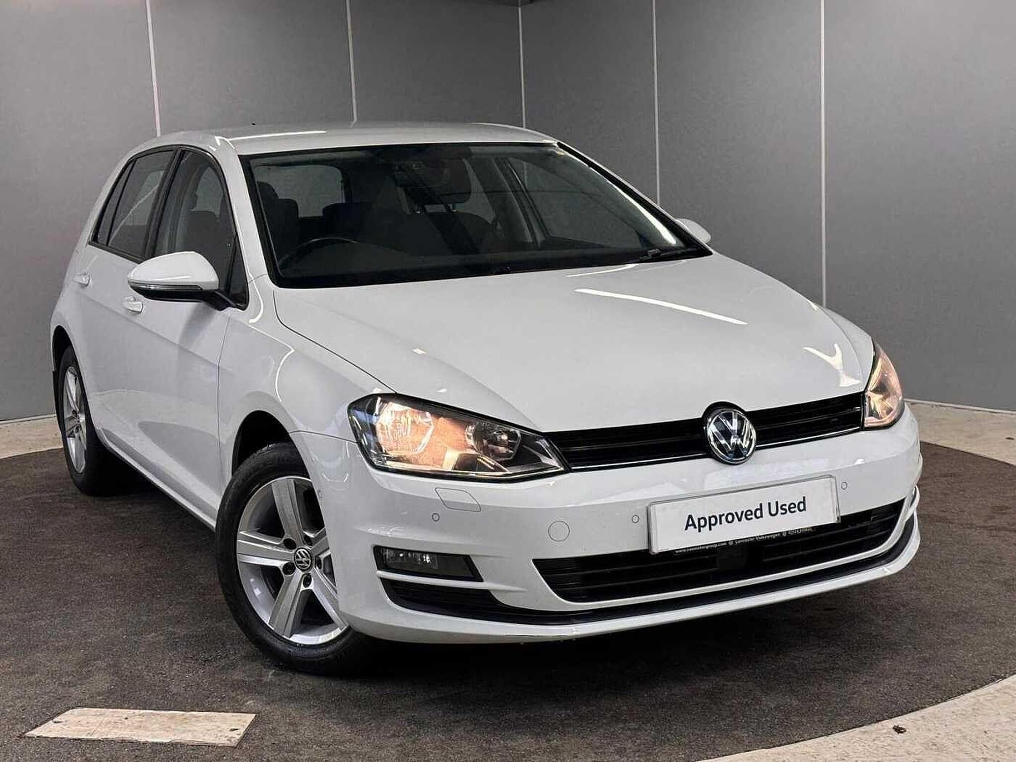 Main listing image - Volkswagen Golf