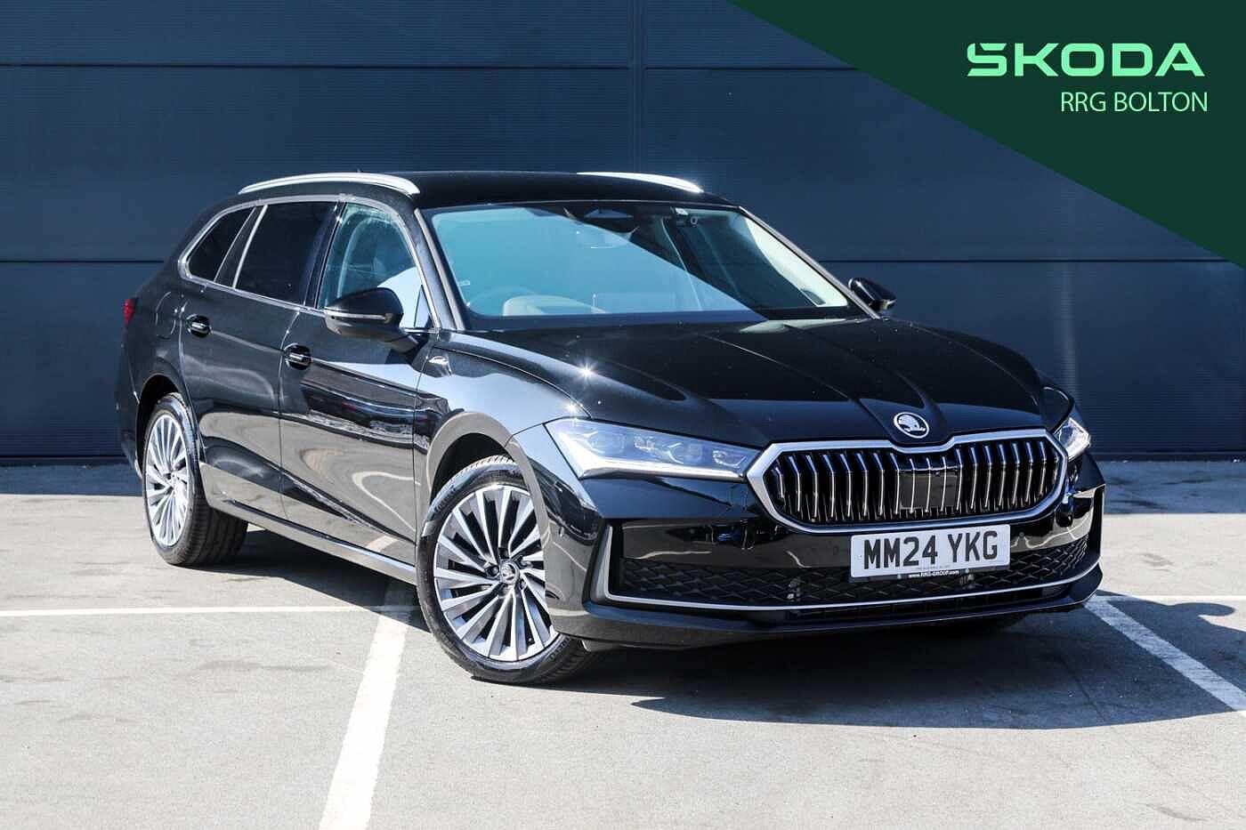 Main listing image - Skoda Superb Estate