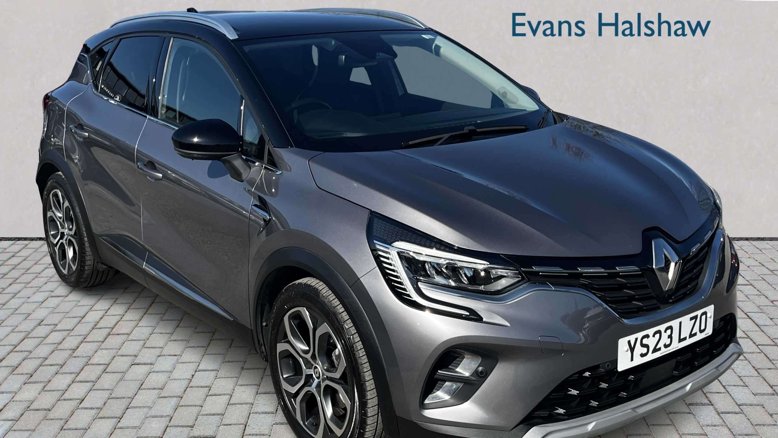 Main listing image - Renault Captur