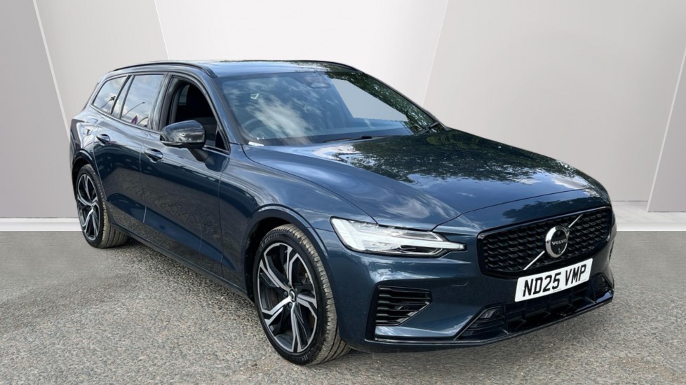 Main listing image - Volvo V60