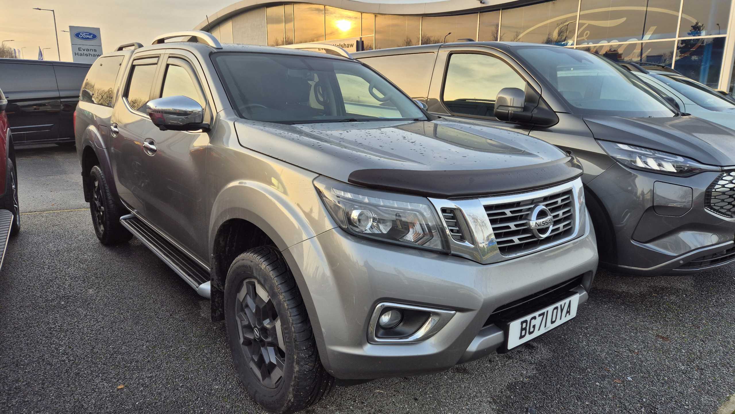 Main listing image - Nissan Navara