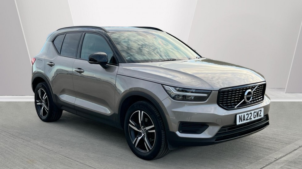 Main listing image - Volvo XC40