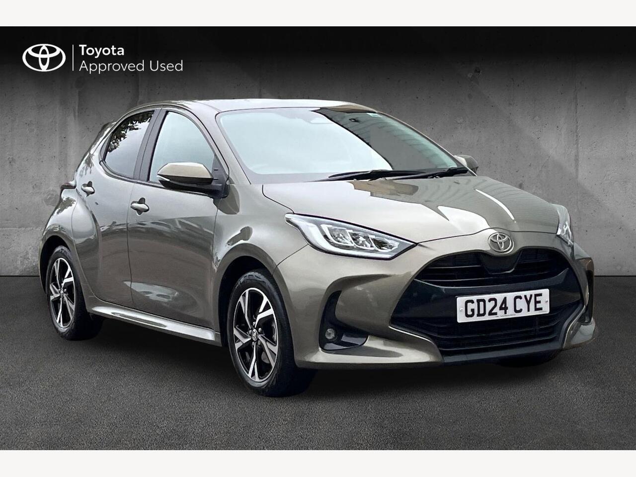 Main listing image - Toyota Yaris