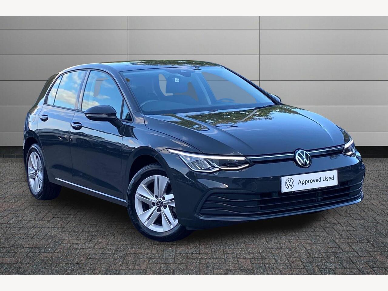 Main listing image - Volkswagen Golf