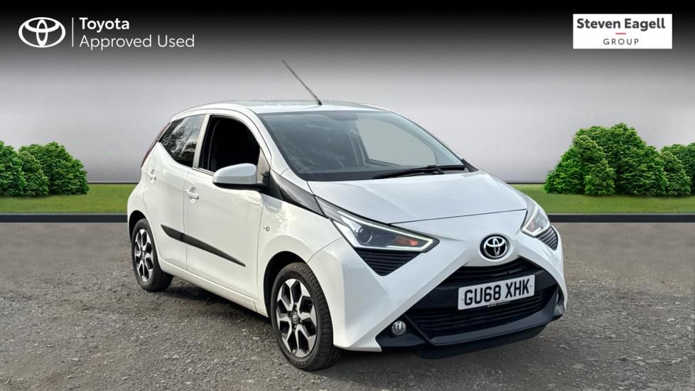 Main listing image - Toyota Aygo