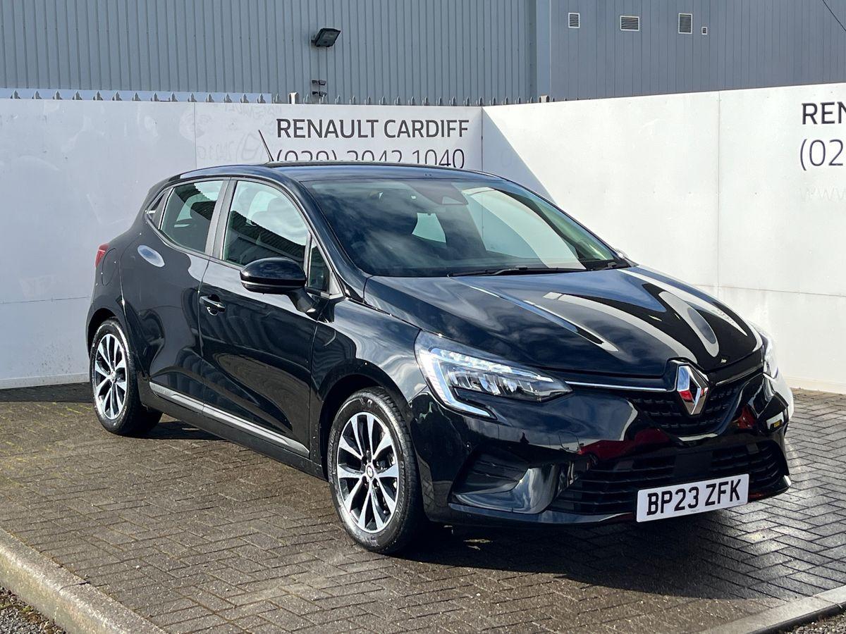 Main listing image - Renault Clio